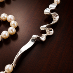 COLLAR ALGO TUYO